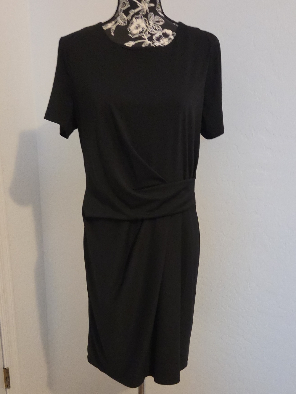Nine West Black Short-Sleeve Midi Dress